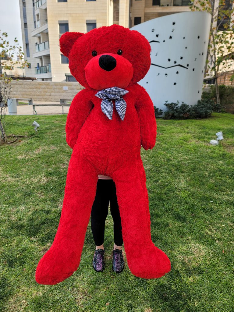 דובי ענק מטר וחצי אדום